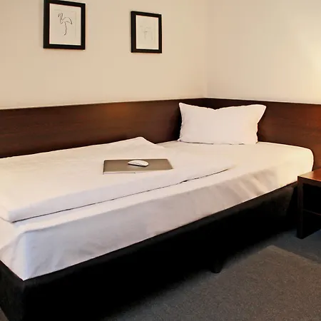 Lützow Hotel