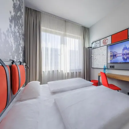 Hotel Lützow 3*