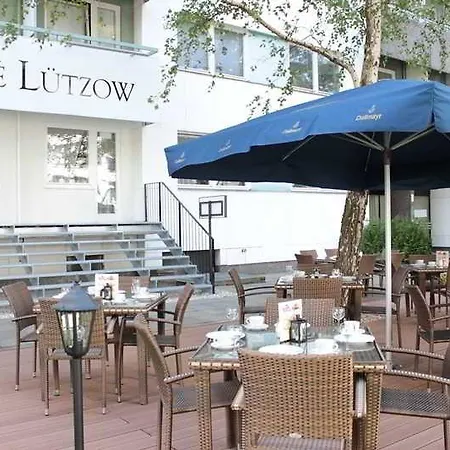 Hotel Lützow 3*
