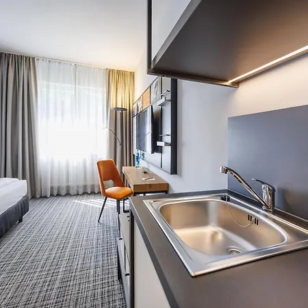 Luetzow 3* Berlin